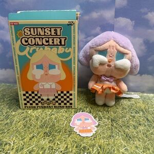 Crybaby Concert Series plushie blind box